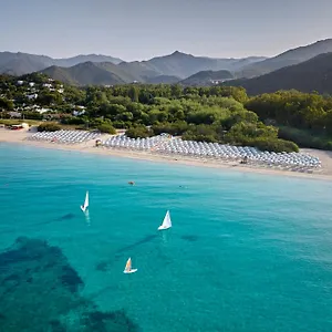 https://calaserena-village.in-sardinia.net