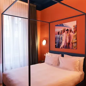 https://fontana-16-rooms.italymilanhotels.net