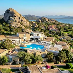 https://grand-relais-dei-nuraghi-baja-sardinia.in-sardinia.net
